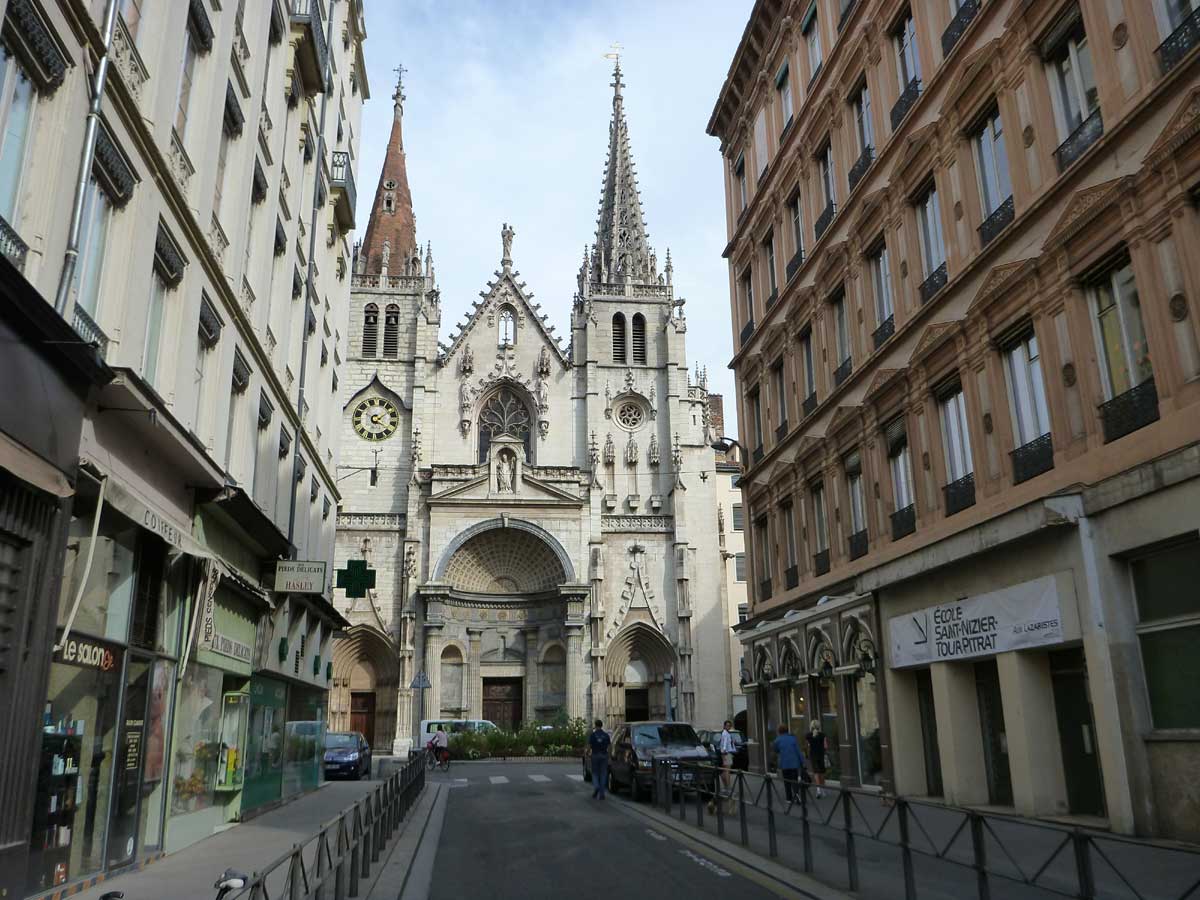 Chemins de Compostelle : Lyon - Montbrison - France